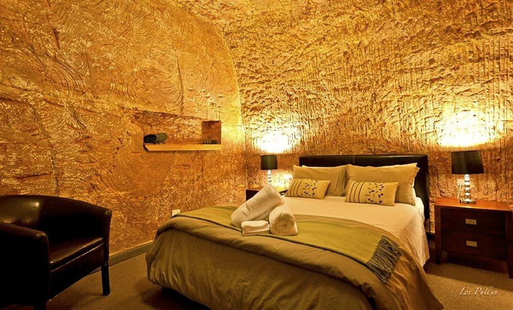 The Lookout Cave Underground Motel Кубер-Педи Экстерьер фото
